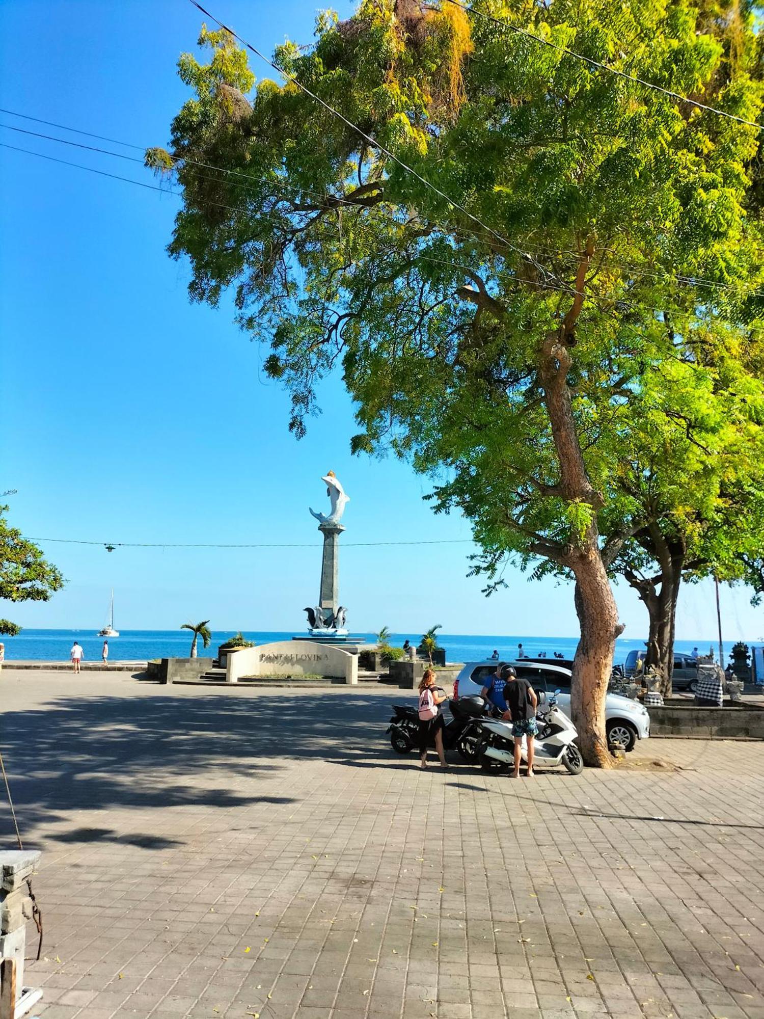 Hotel Seaside Lovina Экстерьер фото