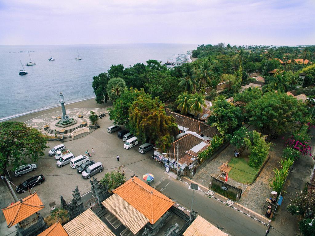 Hotel Seaside Lovina Экстерьер фото